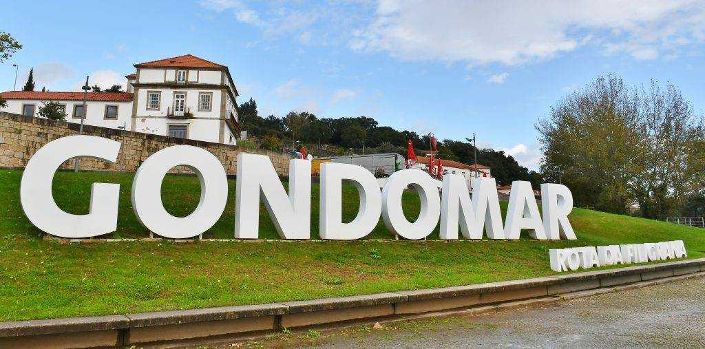Gondomar Sign